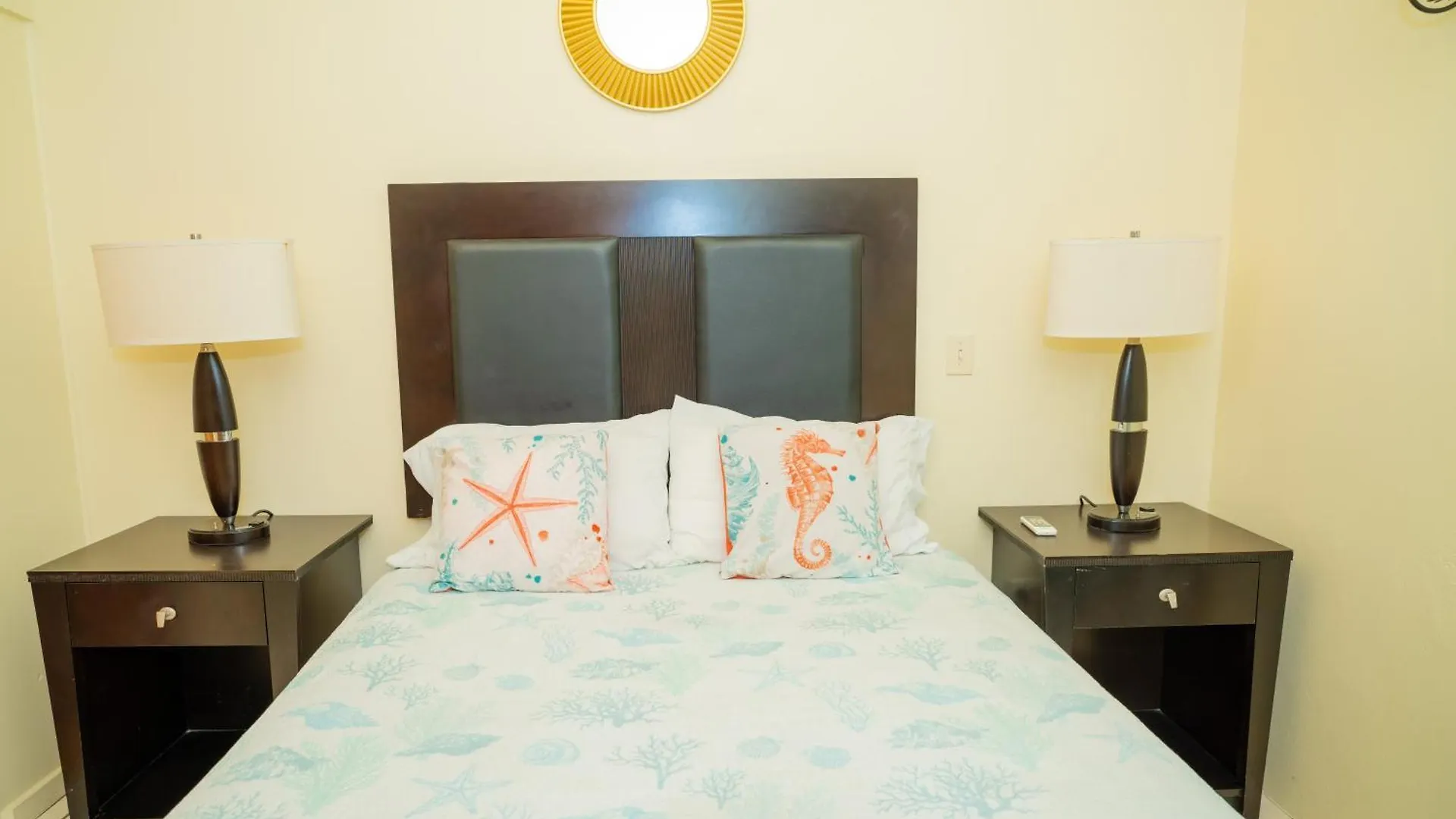 아파트호텔 Connie'S Comfort Suites 세인트존스