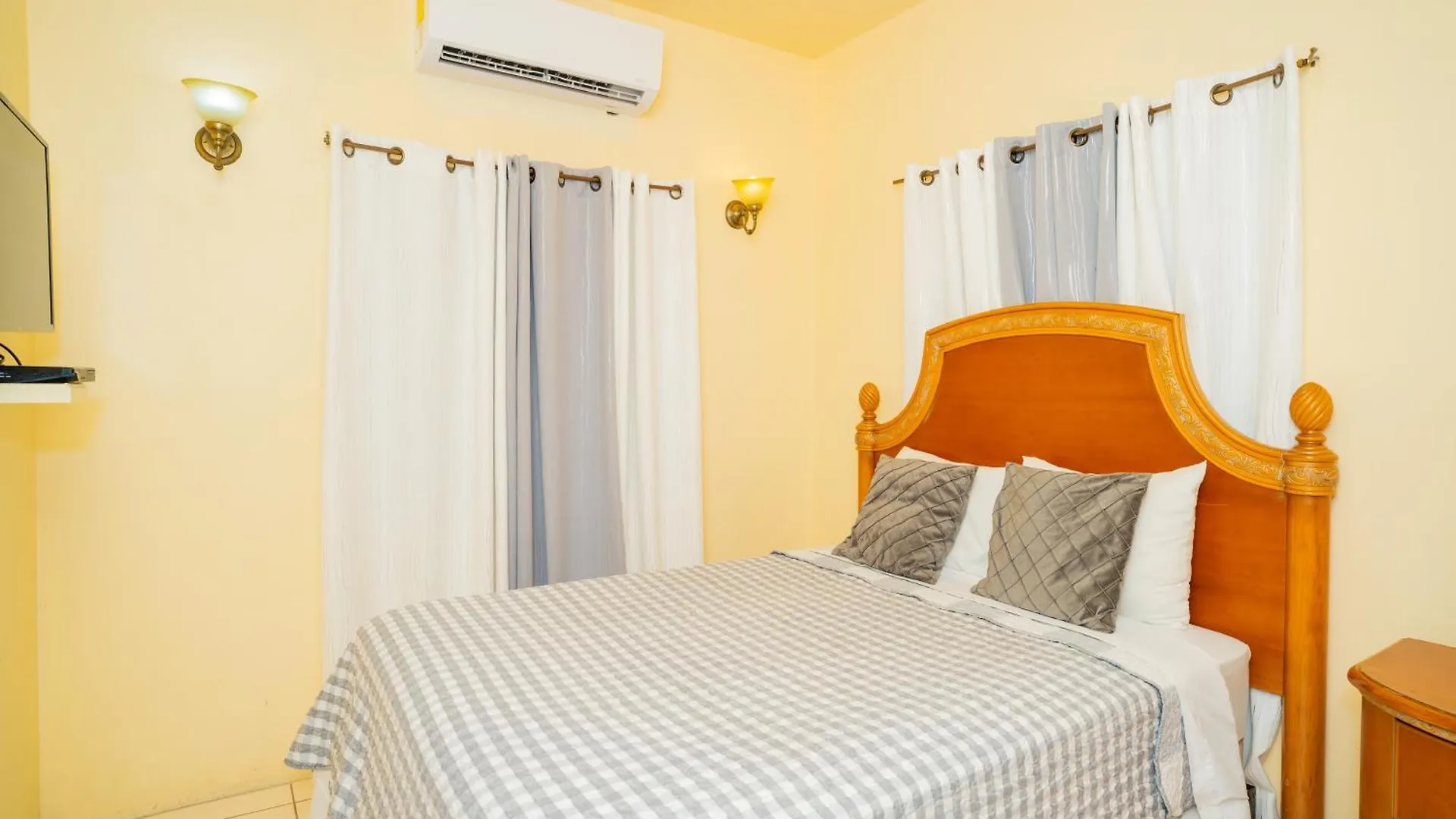 아파트호텔 Connie'S Comfort Suites 세인트존스