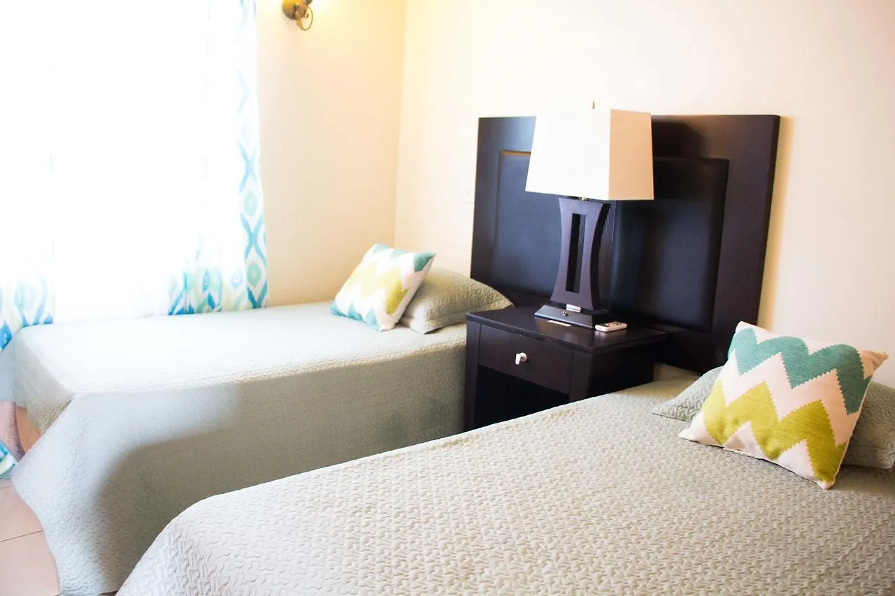 Connie'S Comfort Suites 세인트존스 아파트호텔