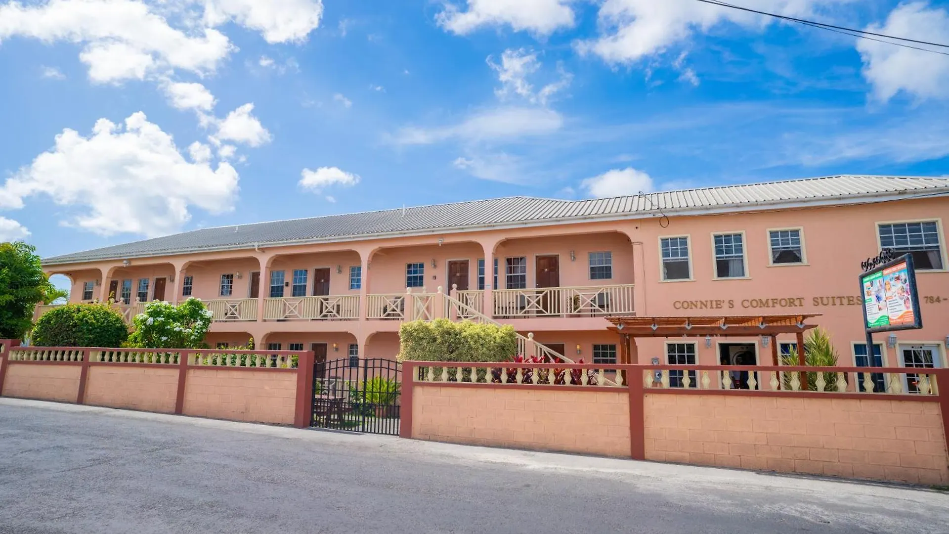 *** Aparthotel Connie'S Comfort Suites St. John's Antigua/Barbuda