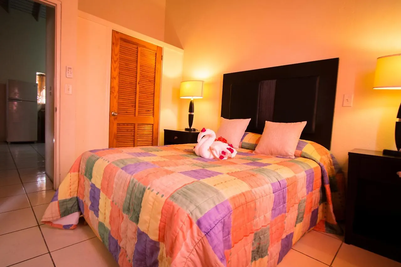 Aparthotel Connie'S Comfort Suites St. John's